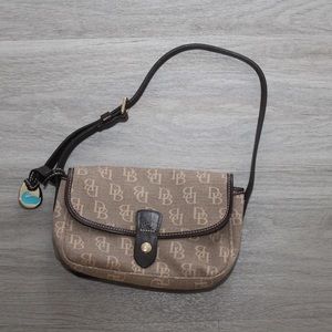 Dooney and Bourke Small Purse NWOT